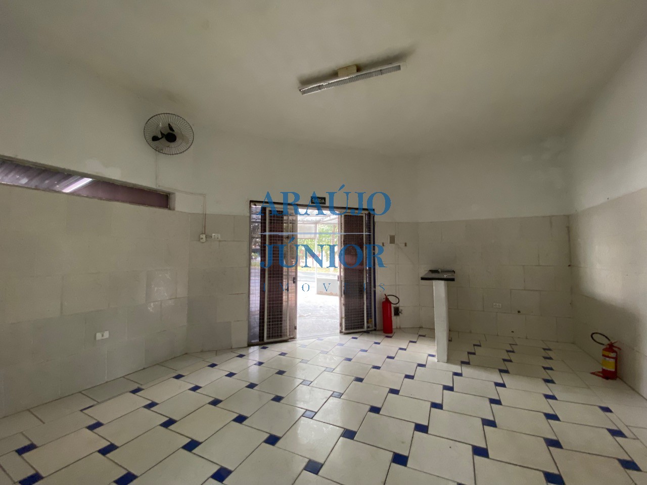 Loja-Salão, 30 m² - Foto 1
