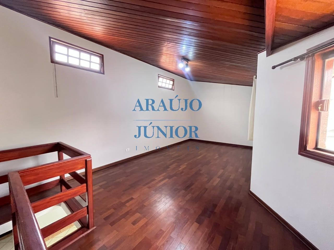 Casa, 3 quartos, 260 m² - Foto 9