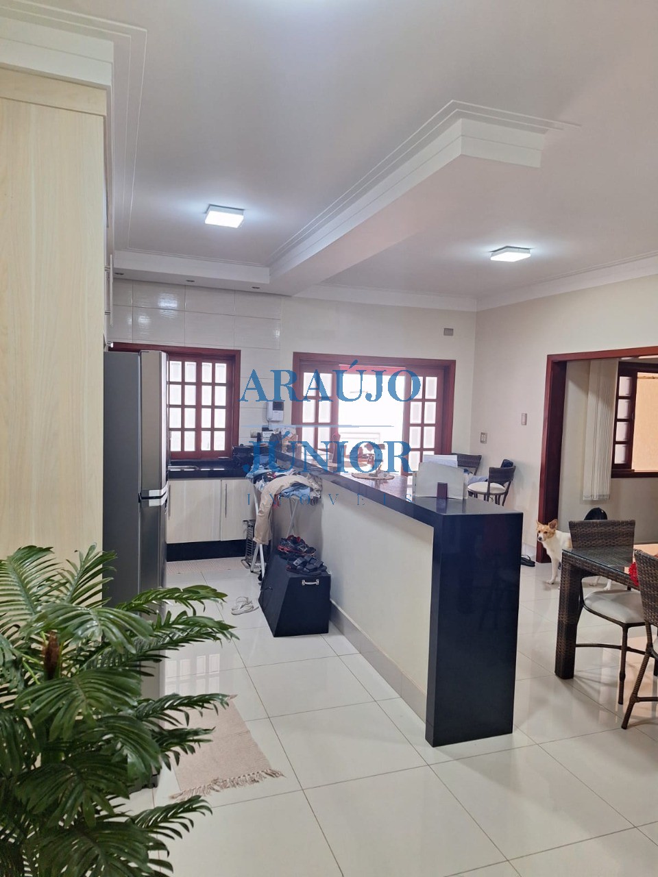 Casa, 3 quartos, 250 m² - Foto 4