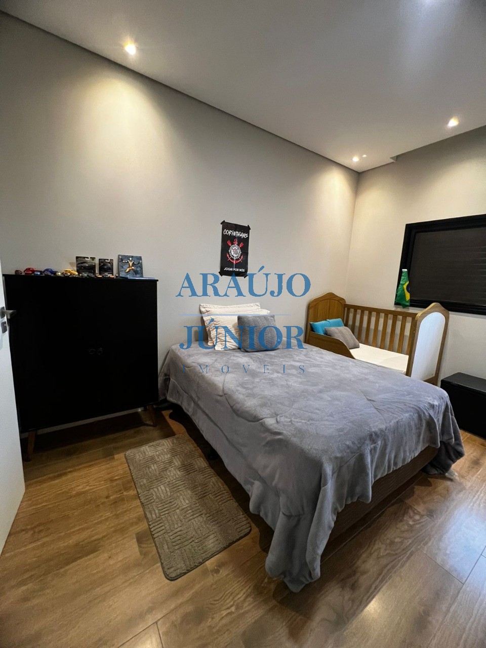 Casa, 3 quartos, 234 m² - Foto 2