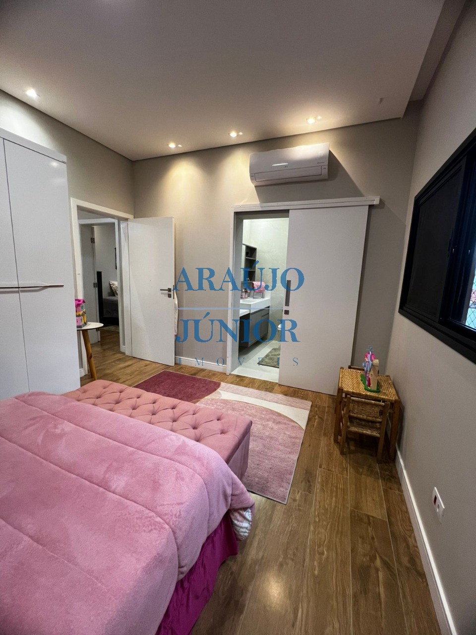 Casa, 3 quartos, 234 m² - Foto 45