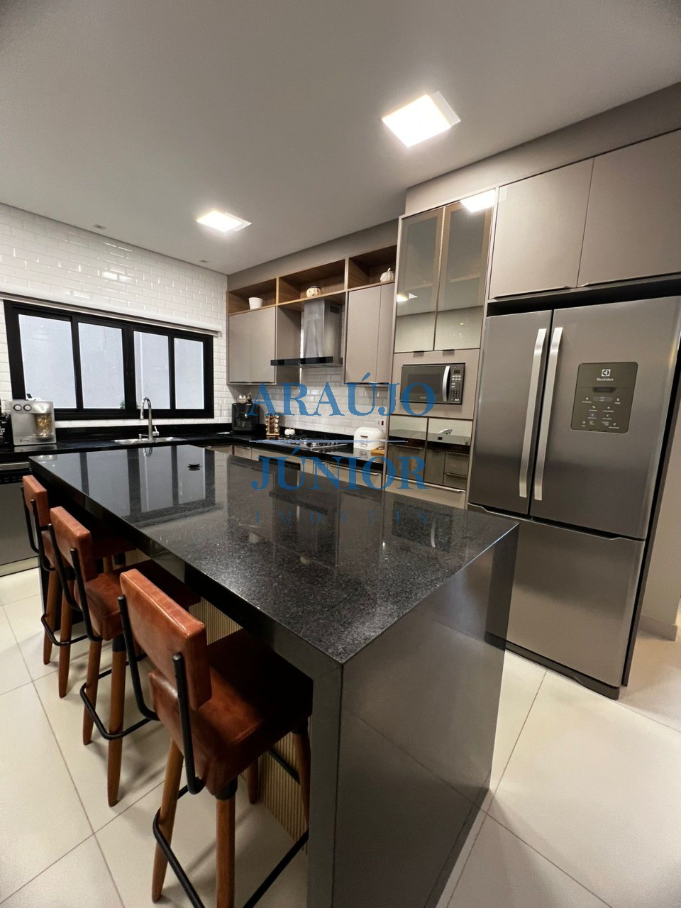 Casa, 3 quartos, 234 m² - Foto 27