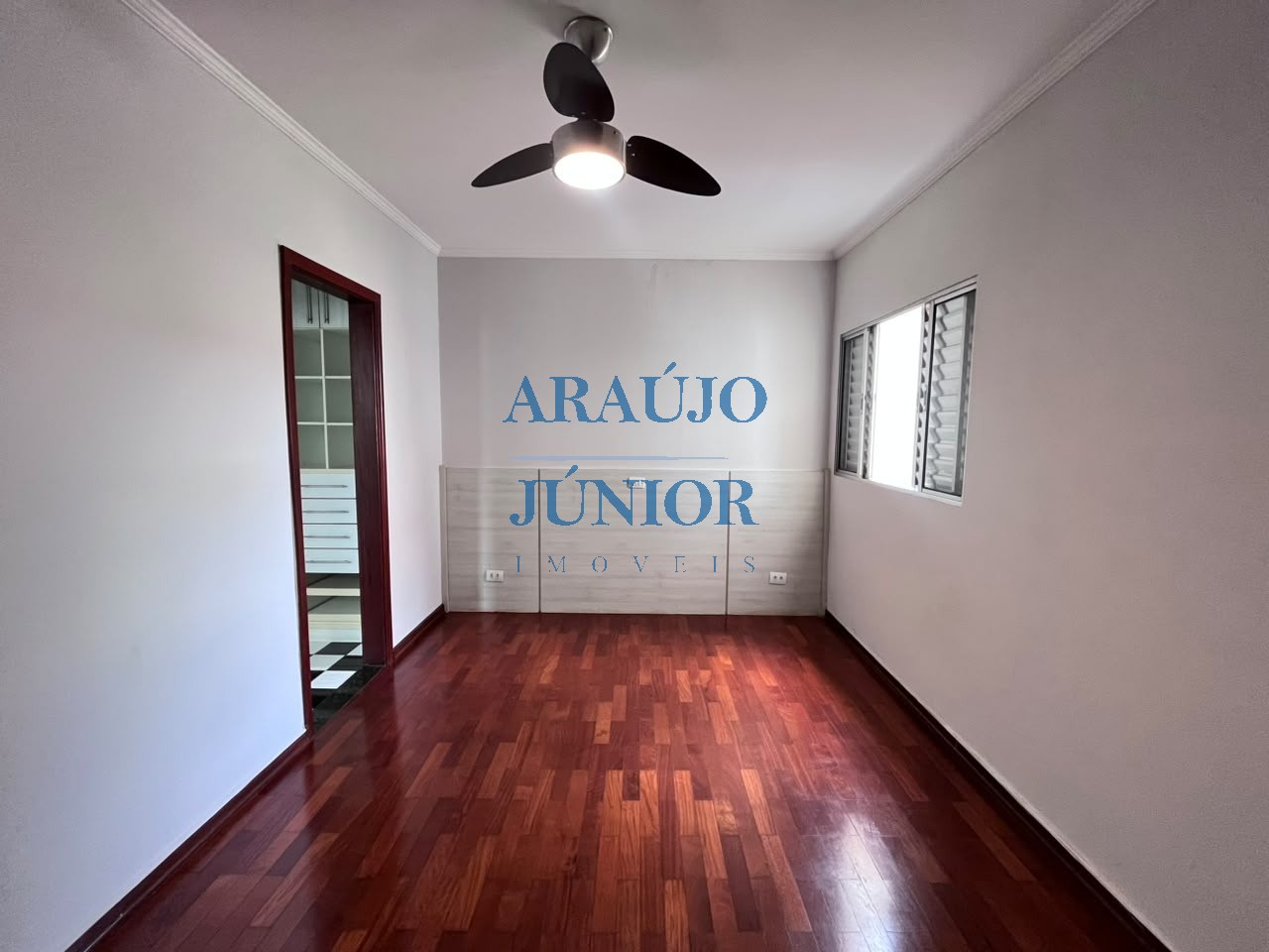 Casa, 3 quartos, 260 m² - Foto 13