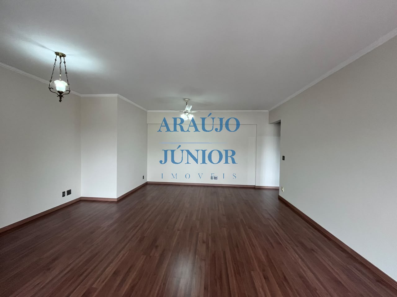 Apartamento, 3 quartos, 120 m² - Foto 1