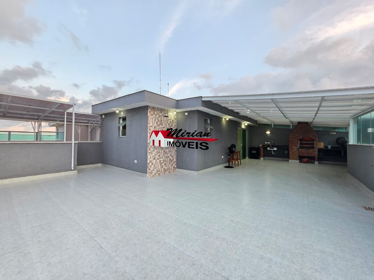 Cobertura à venda com 4 quartos, 230m² - Foto 5