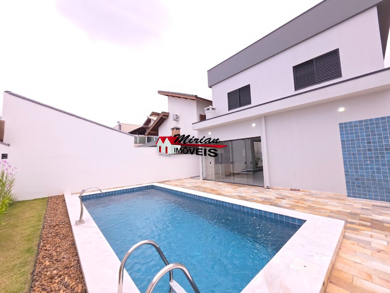 Casa de Condomínio à venda com 4 quartos, 180m² - Foto 6