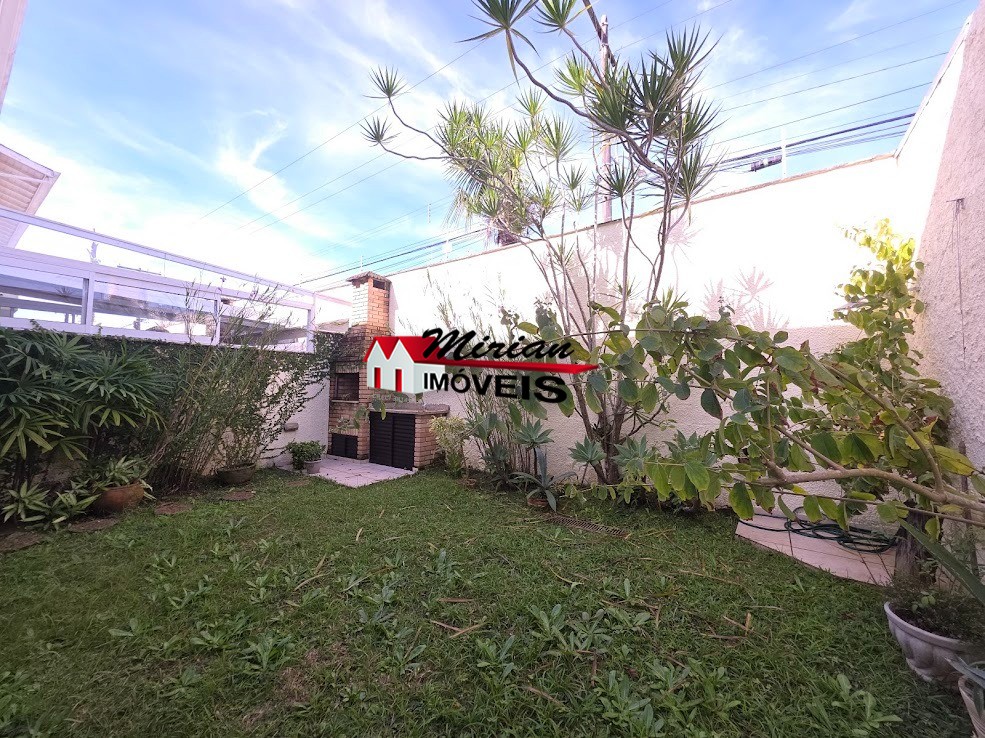 Casa de Condomínio à venda com 3 quartos, 100m² - Foto 4