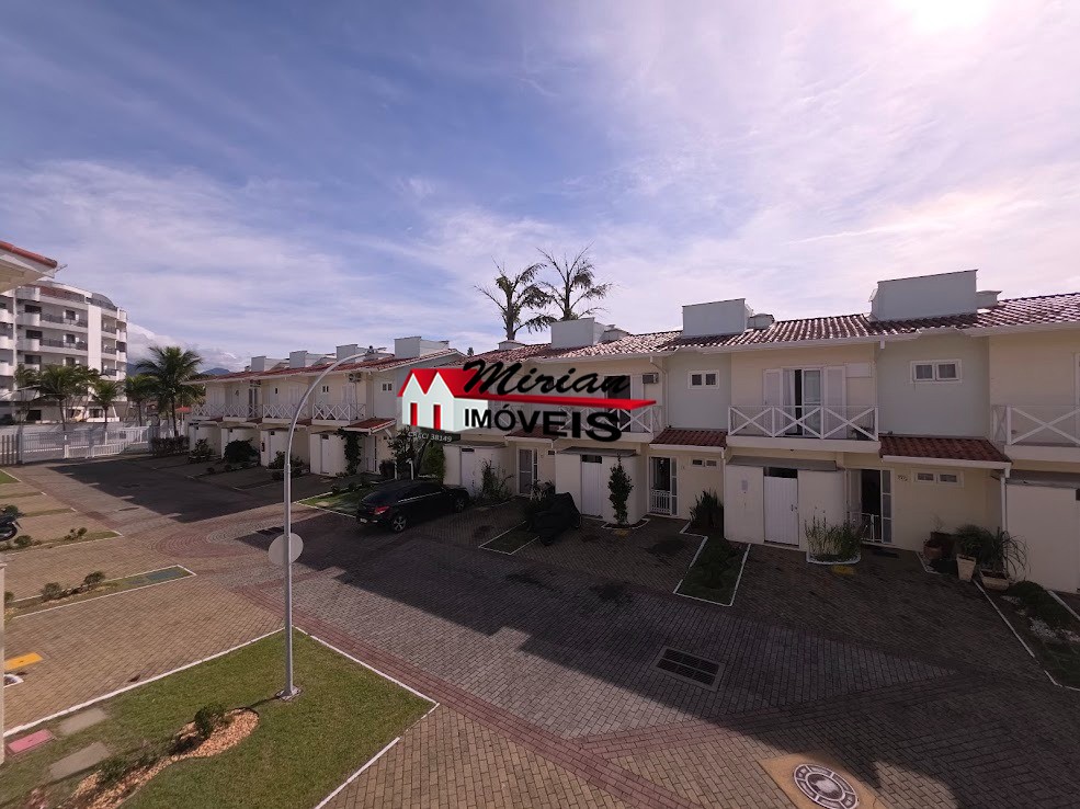 Casa de Condomínio à venda com 3 quartos, 100m² - Foto 2