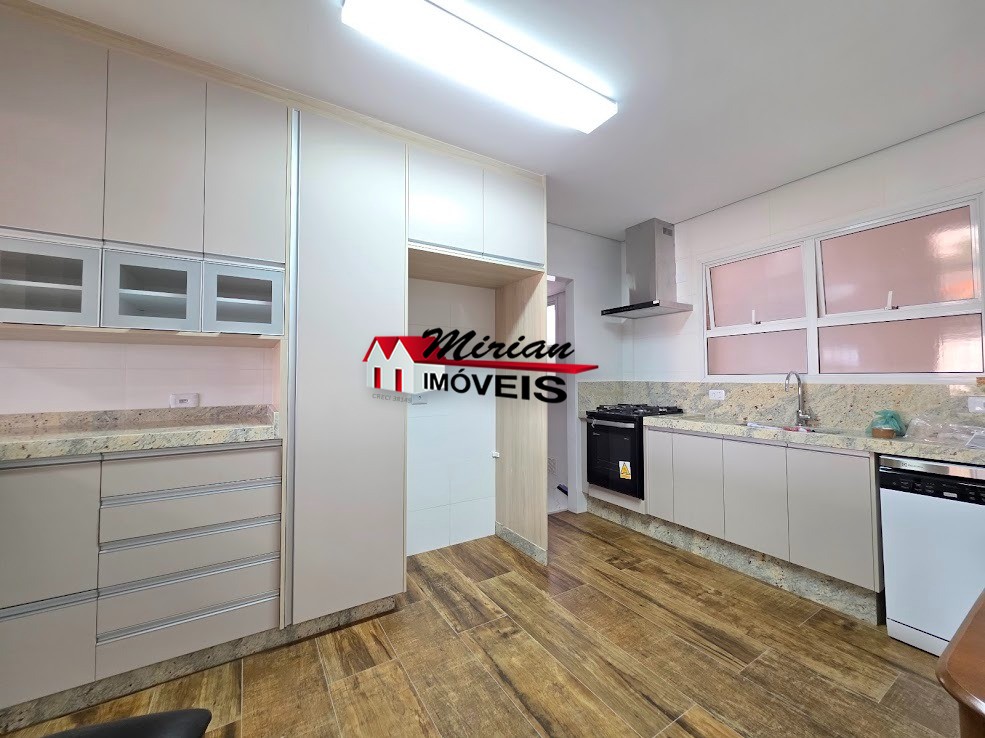 Apartamento à venda com 3 quartos, 170m² - Foto 24