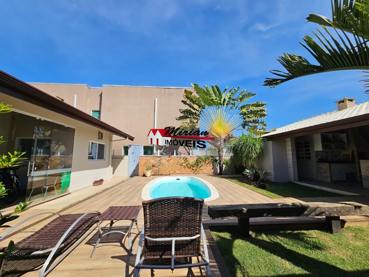 Casa de Condomínio à venda com 4 quartos, 260m² - Foto 8