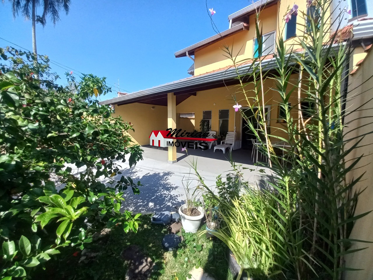 Sobrado à venda com 3 quartos, 171m² - Foto 2