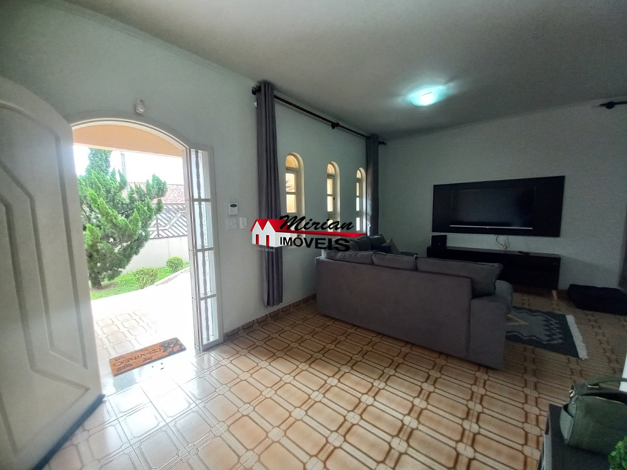 Casa à venda com 3 quartos, 205m² - Foto 10