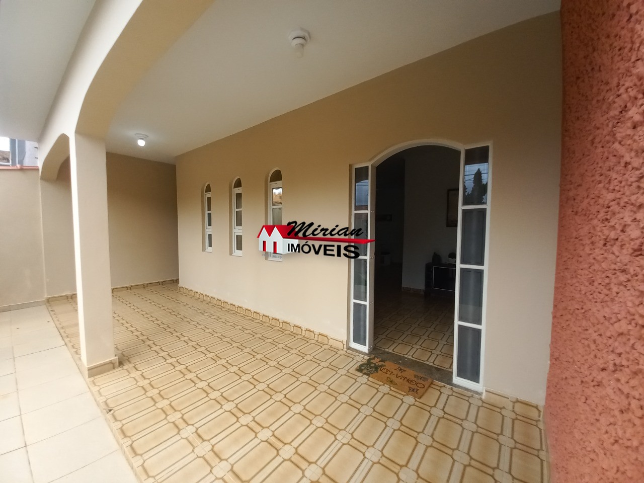 Casa à venda com 3 quartos, 205m² - Foto 8