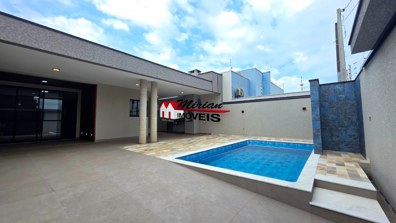 Casa, 3 quartos, 270 m² - Foto 1