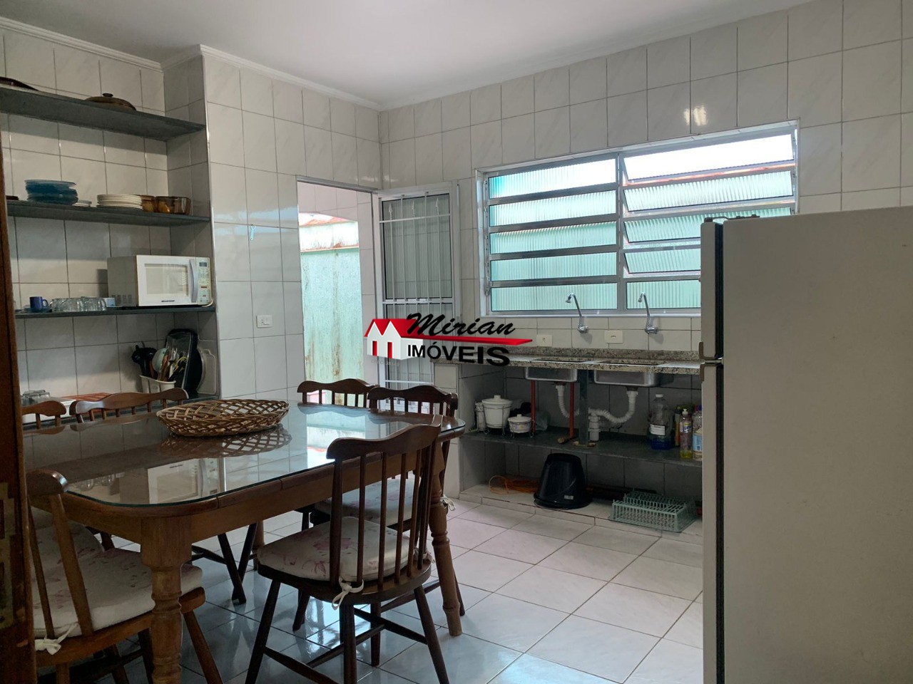 Casa à venda com 4 quartos, 280m² - Foto 11