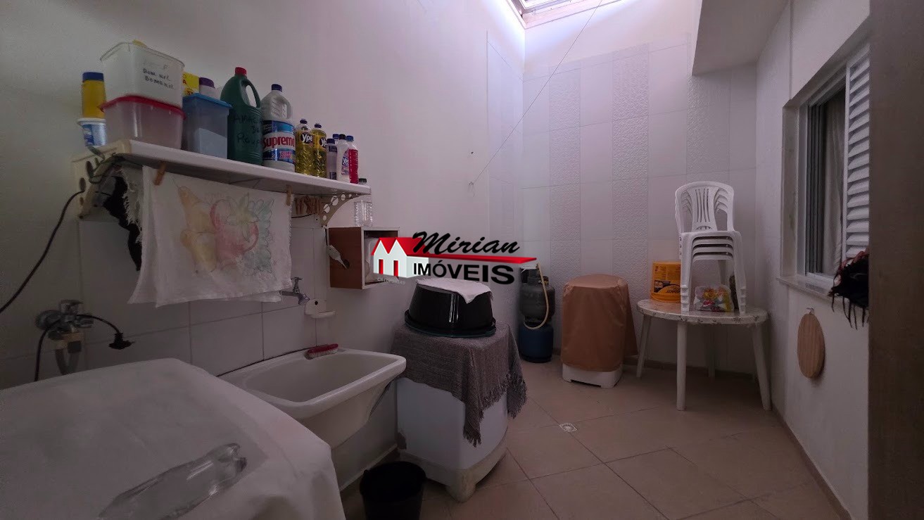 Casa à venda com 3 quartos, 150m² - Foto 8