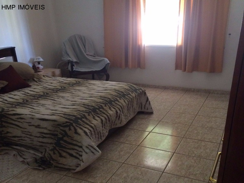 Casa, 3 quartos, 245 m² - Foto 13