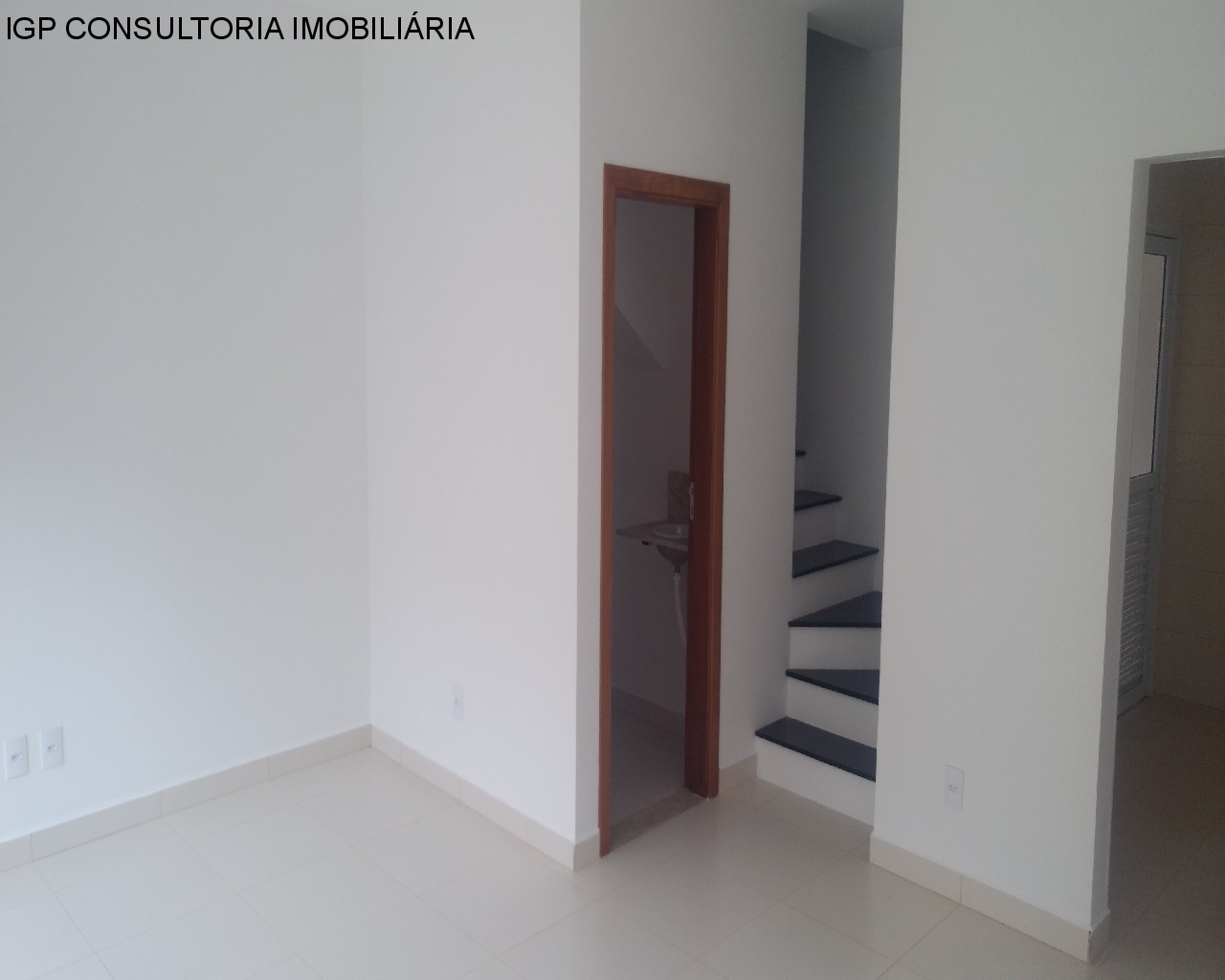 CASA em PARQUE RESIDENCIAL INDAIA, INDAIATUBA - Vendo sobrado Condominio Flamboyant Indaiatuba - Foto 4