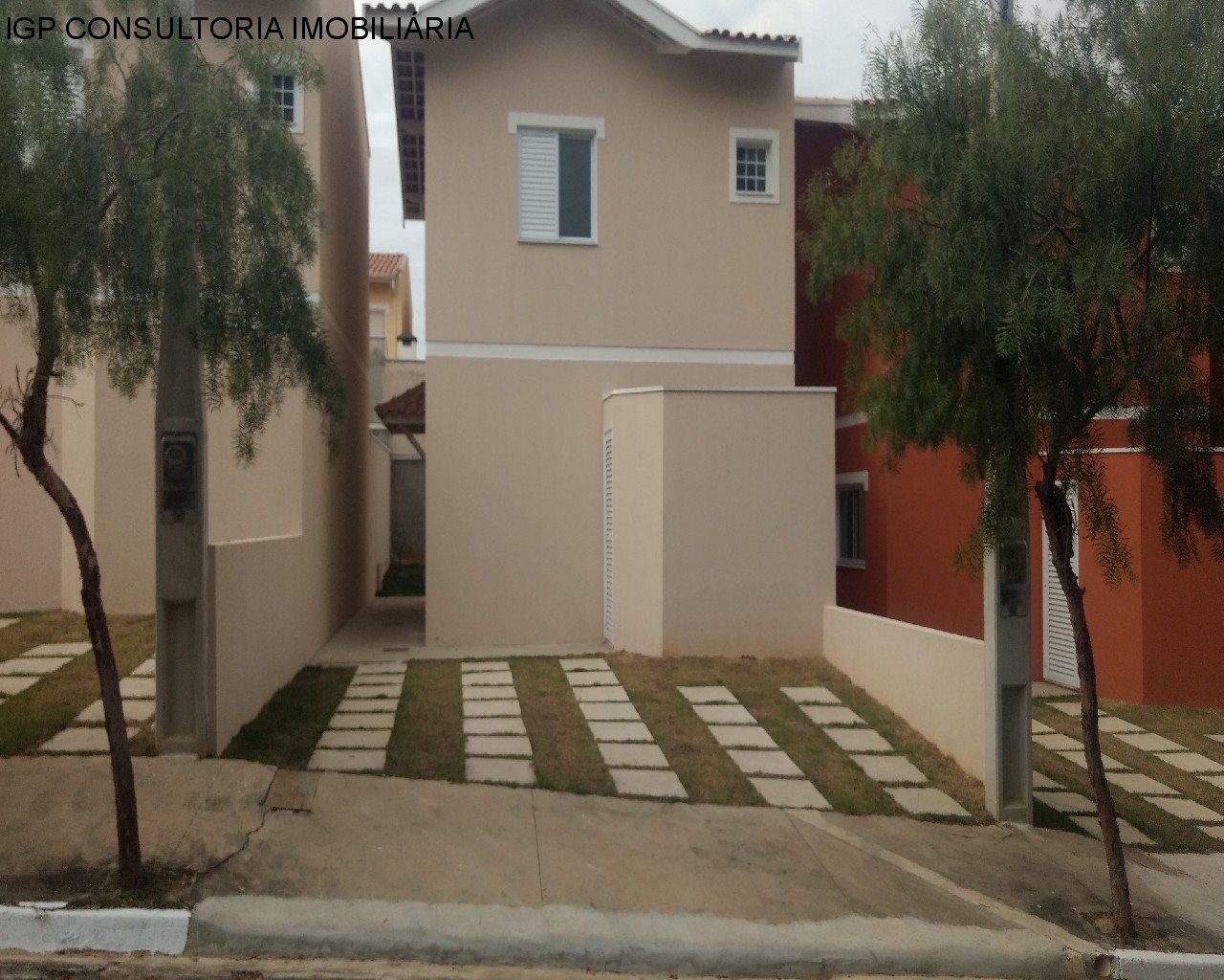 CASA em PARQUE RESIDENCIAL INDAIA, INDAIATUBA - Vendo sobrado Condominio Flamboyant Indaiatuba - Foto 1