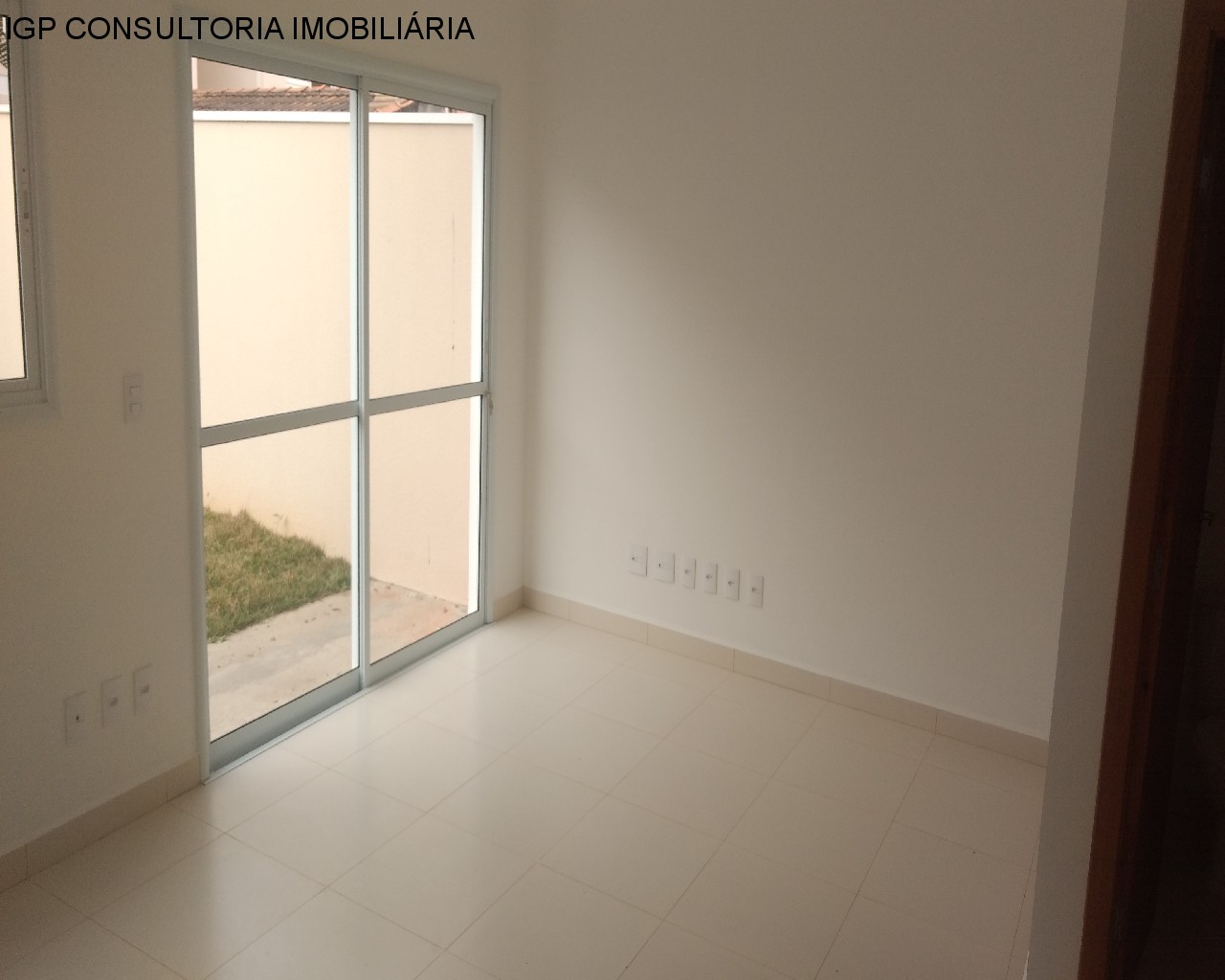 CASA em PARQUE RESIDENCIAL INDAIA, INDAIATUBA - Vendo sobrado Condominio Flamboyant Indaiatuba - Foto 5