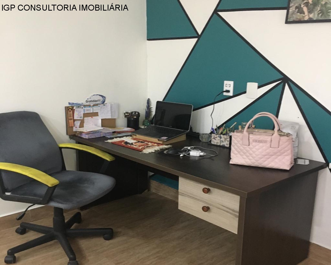 Casa para venda na Vila Rubens, Indaiatuba-SP: 2 quartos, 1 suíte, 2 salas, 2 vagas, 174,25 m². Imperdível!