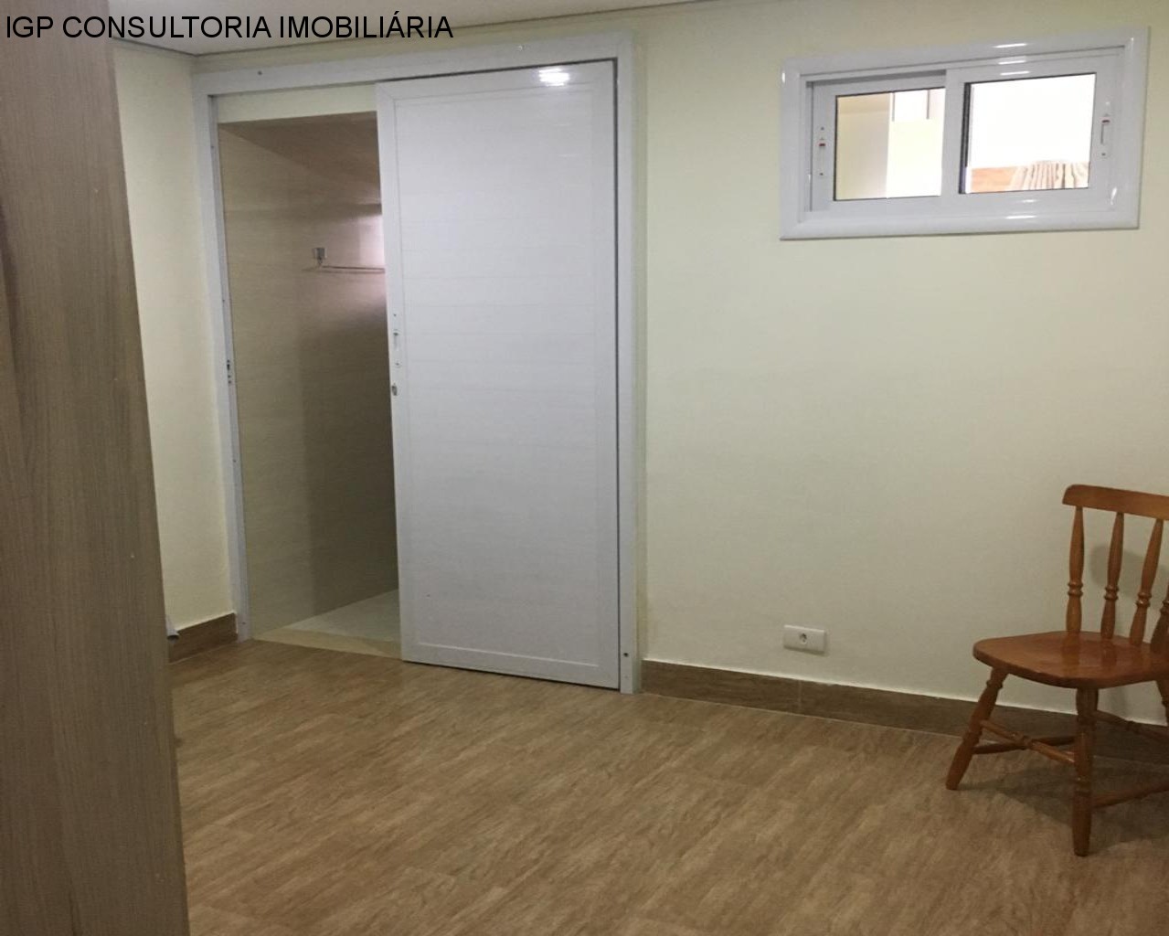 Casa para venda na Vila Rubens, Indaiatuba-SP: 2 quartos, 1 suíte, 2 salas, 2 vagas, 174,25 m². Imperdível!