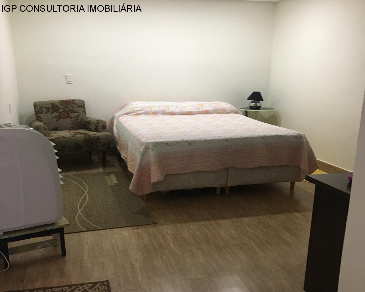 Casa para venda na Vila Rubens, Indaiatuba-SP: 2 quartos, 1 suíte, 2 salas, 2 vagas, 174,25 m². Imperdível!