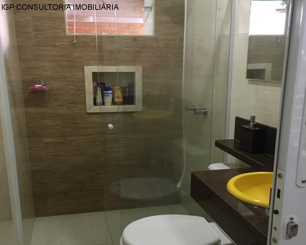 Casa para venda na Vila Rubens, Indaiatuba-SP: 2 quartos, 1 suíte, 2 salas, 2 vagas, 174,25 m². Imperdível!