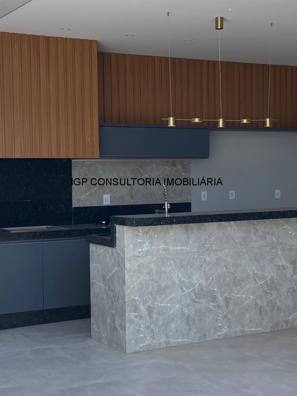 Vende-se casa térrea em condominio fechado, 3 suites, piscin