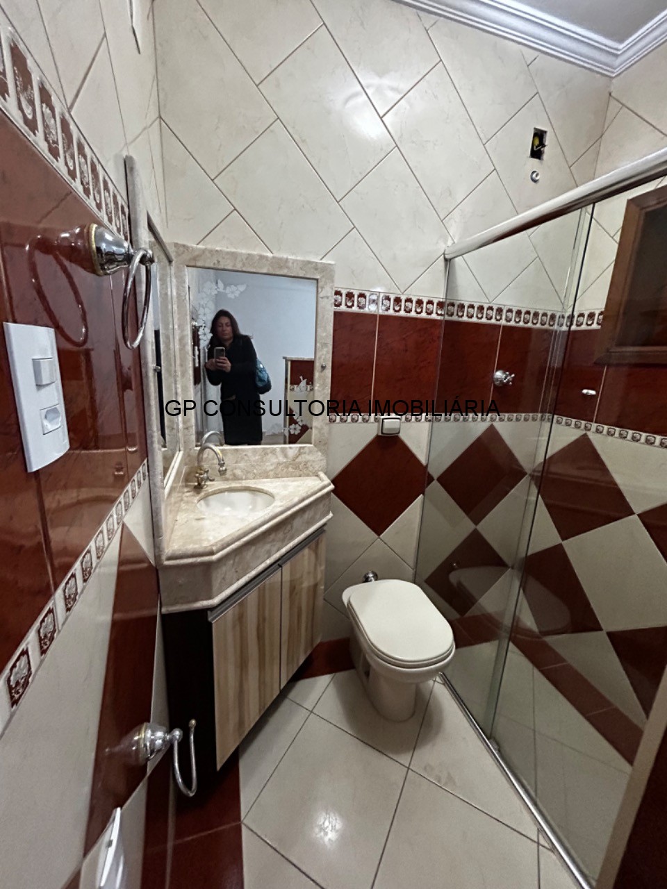 Vende-se sobrado em Jardim Morada do Sol, indaiatuba, SP. 3 quartos, uma suite, 2 vagas de garagem
