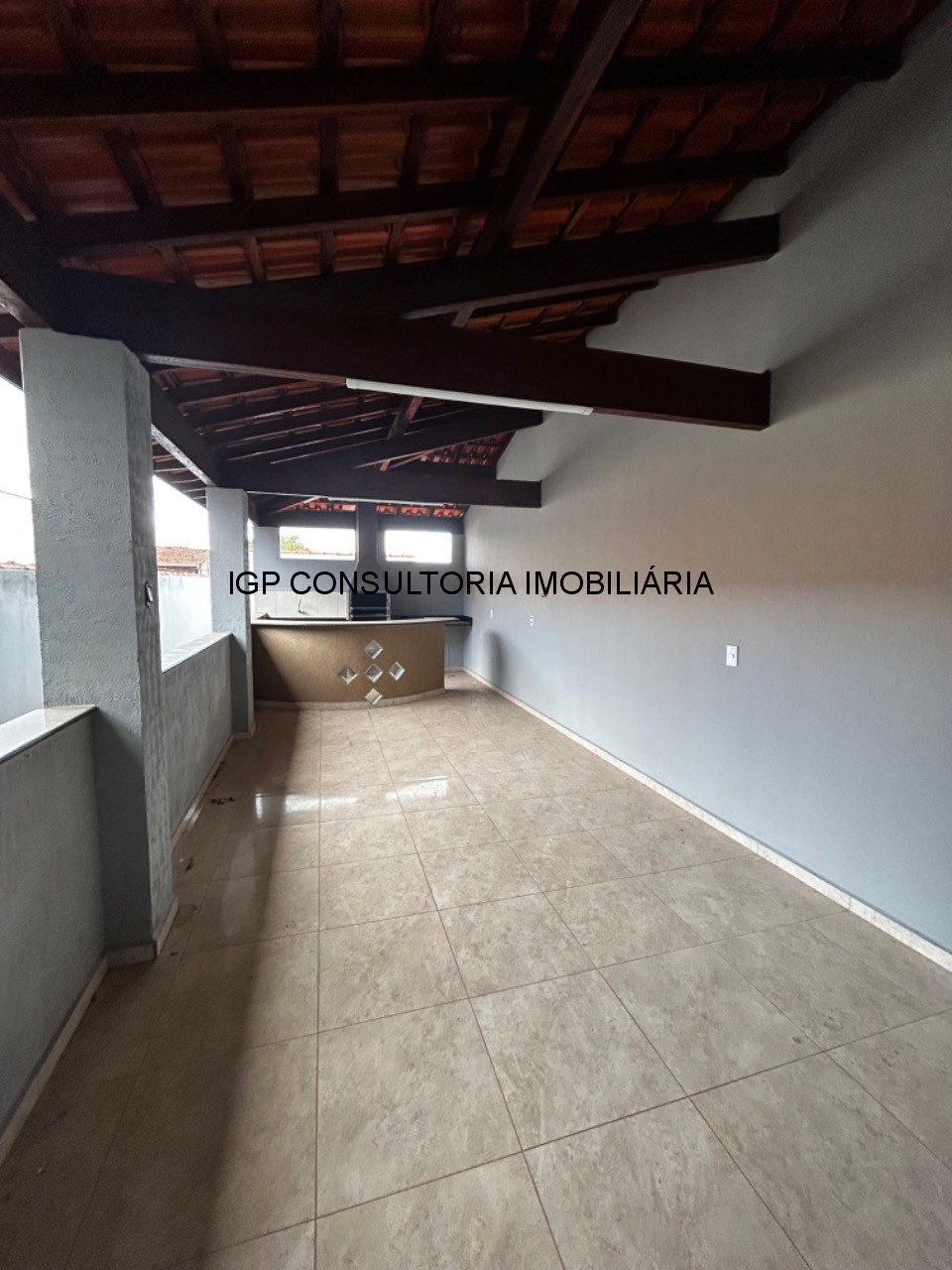 Vende-se sobrado em Jardim Morada do Sol, indaiatuba, SP. 3 quartos, uma suite, 2 vagas de garagem