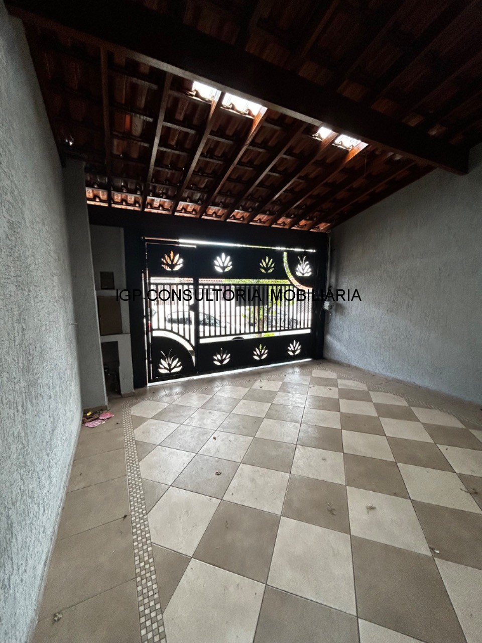 Vende-se sobrado em Jardim Morada do Sol, indaiatuba, SP. 3 quartos, uma suite, 2 vagas de garagem
