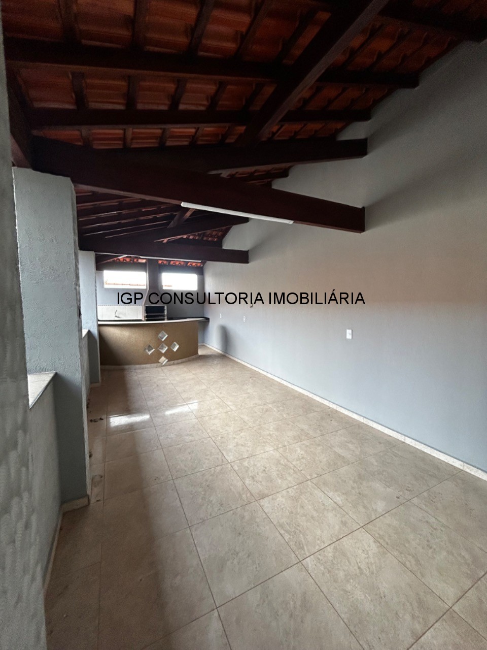 Vende-se sobrado em Jardim Morada do Sol, indaiatuba, SP. 3 quartos, uma suite, 2 vagas de garagem