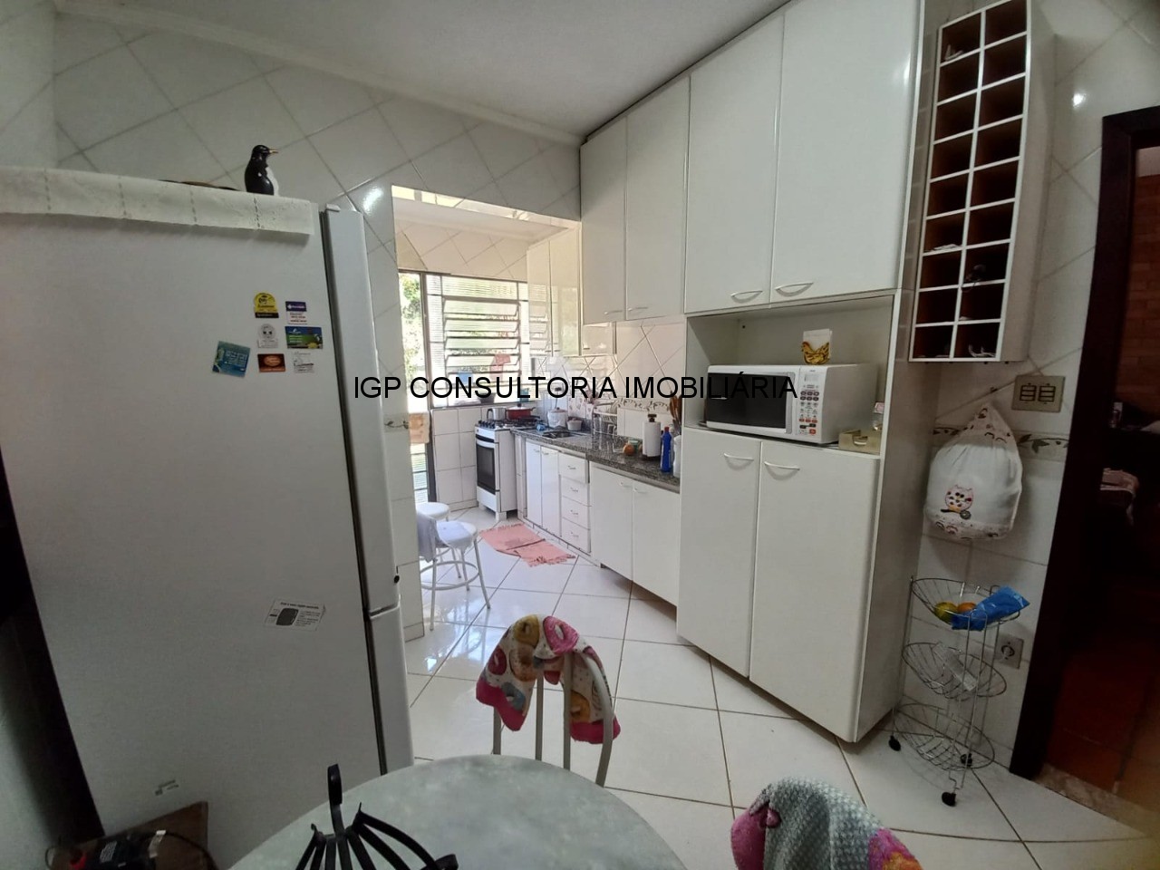 Chácara de luxo em condomínio exclusivo em Indaiatuba-SP - 4 quartos, 4 suítes, 2 salas, 403,55 m² de área no Parque da Grama.