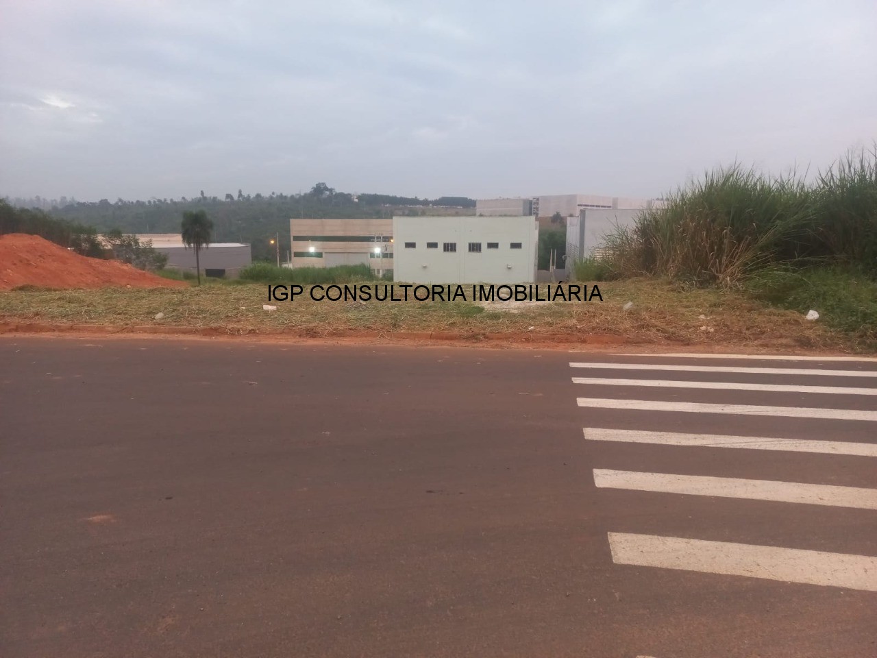 Loteamento e Condomínio, 1000 m² - Foto 3