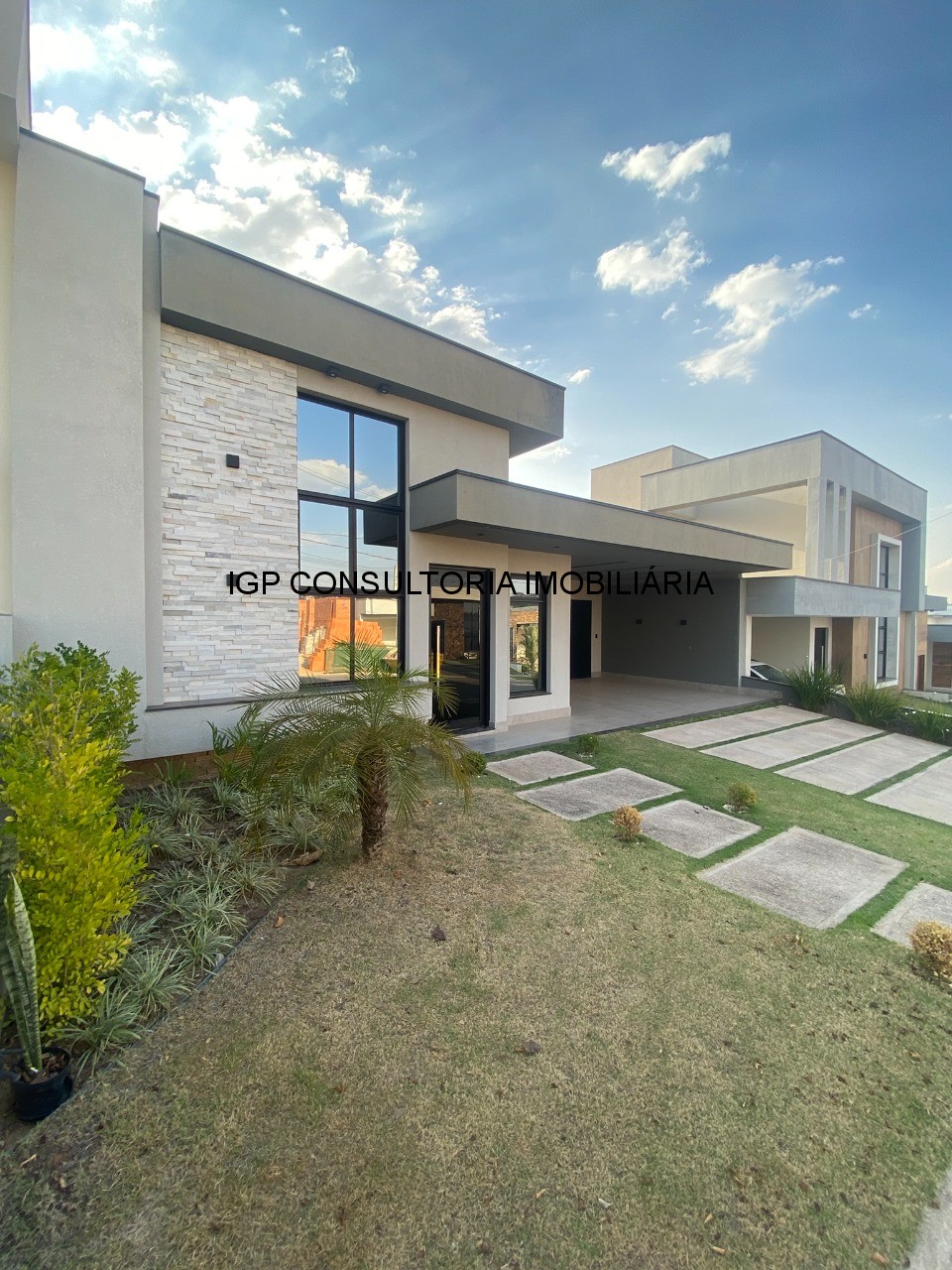 Casa, 3 quartos, 300 m² - Foto 1