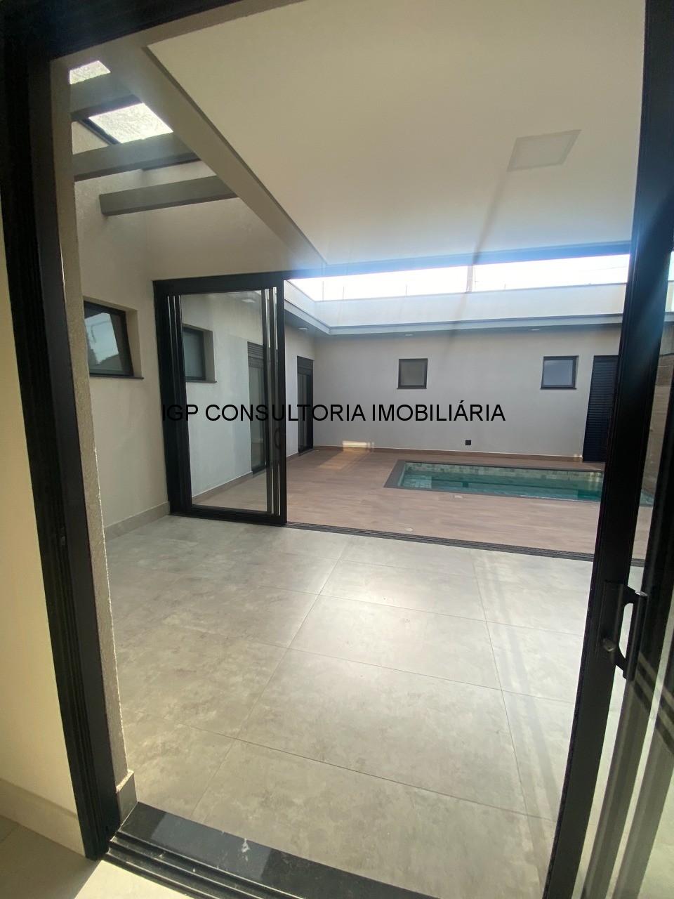 Casa, 3 quartos, 300 m² - Foto 35