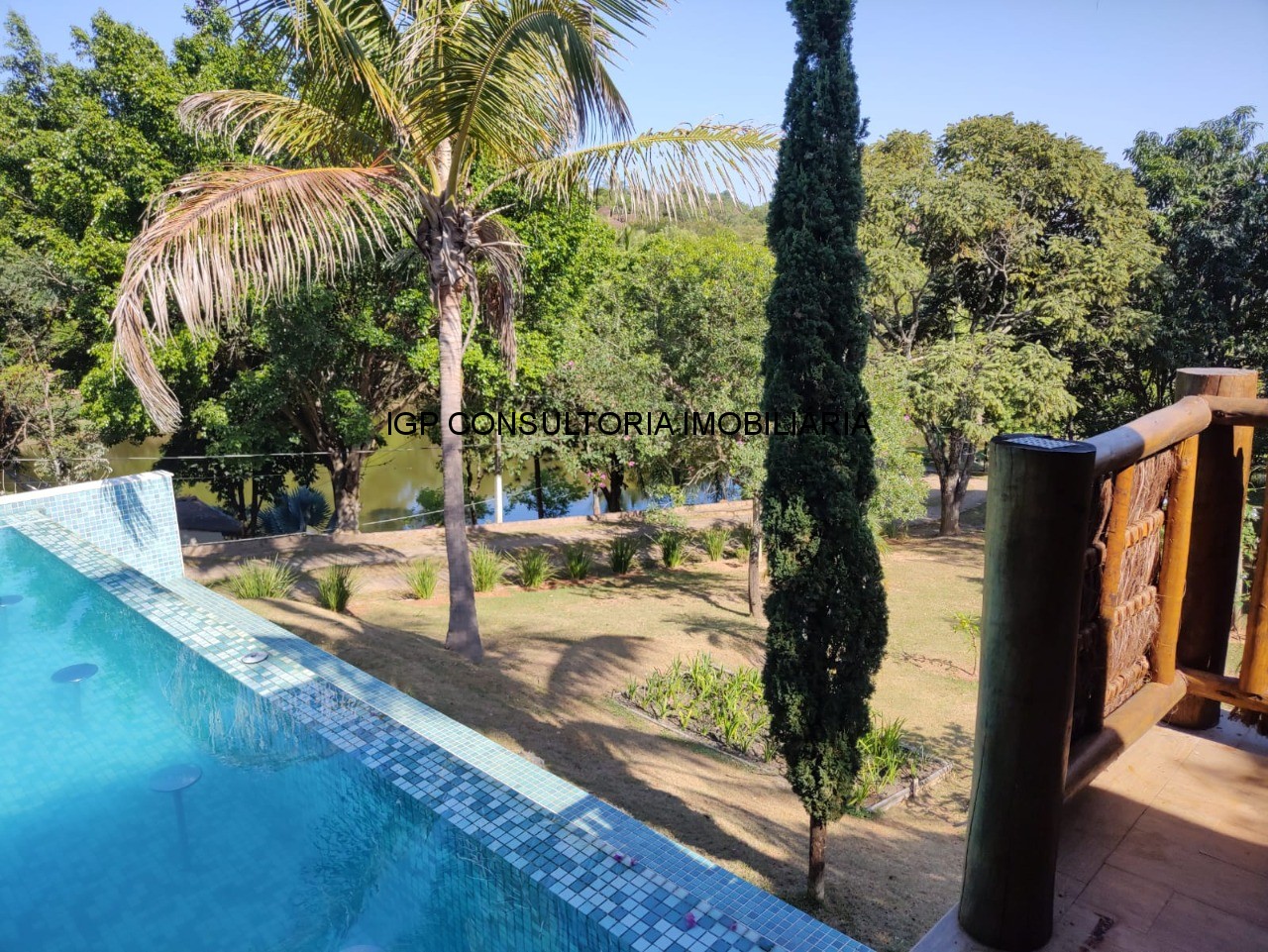 Sítio à venda em Indaiatuba-SP, bairro Pedregulho: 3 quartos, 1 suíte, 1 sala, 4 banheiros, 20.000m² de área!