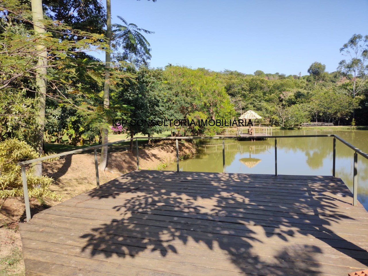 Sítio à venda em Indaiatuba-SP, bairro Pedregulho: 3 quartos, 1 suíte, 1 sala, 4 banheiros, 20.000m² de área!
