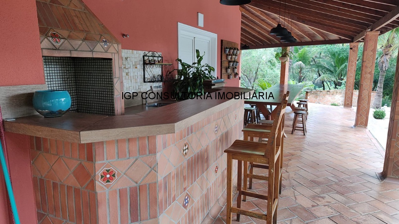 Sítio à venda em Indaiatuba-SP, bairro Pedregulho: 3 quartos, 1 suíte, 1 sala, 4 banheiros, 20.000m² de área!