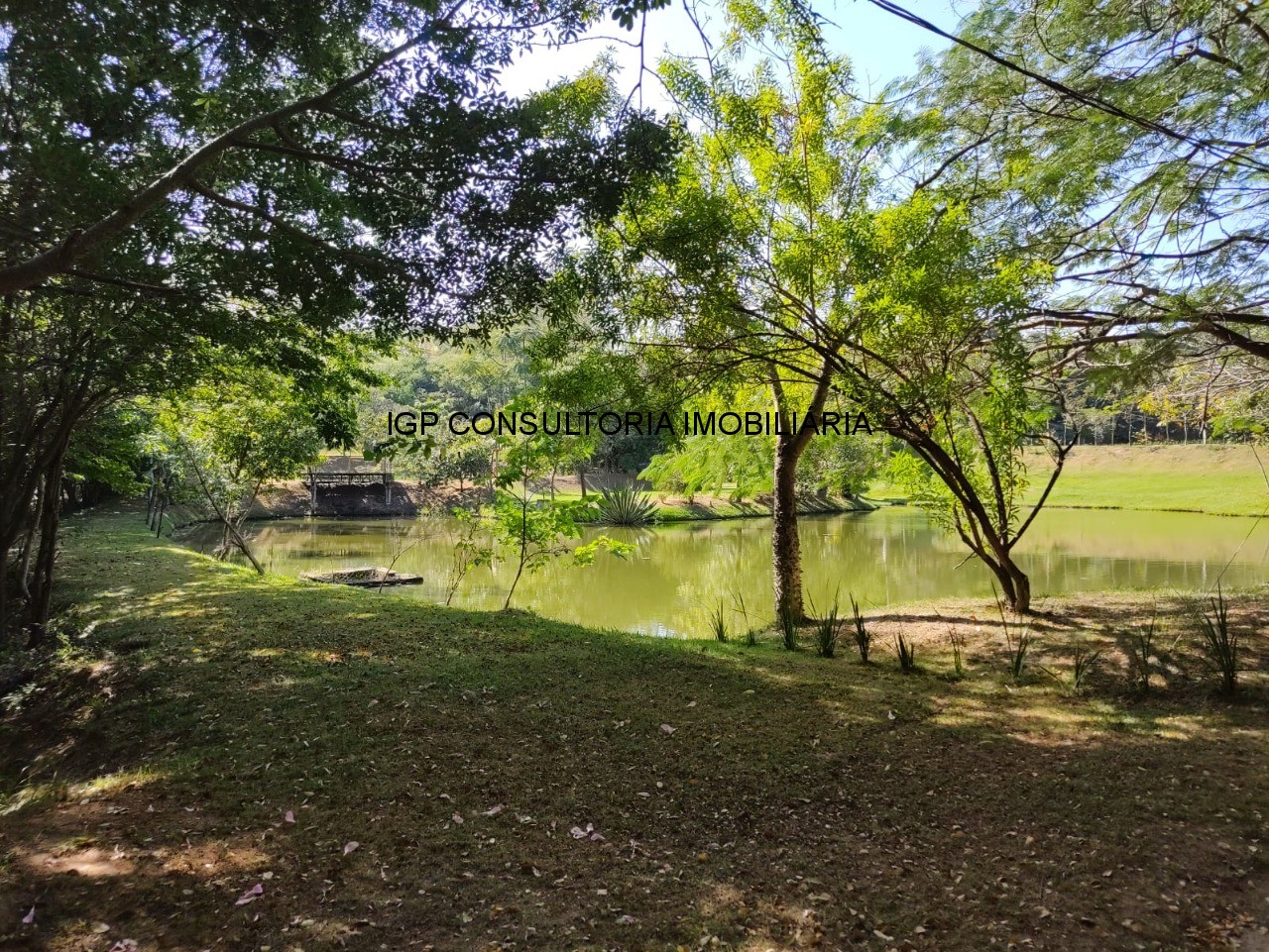 Sítio à venda em Indaiatuba-SP, bairro Pedregulho: 3 quartos, 1 suíte, 1 sala, 4 banheiros, 20.000m² de área!