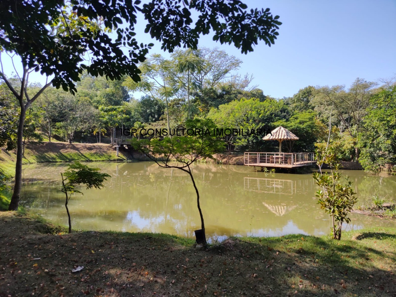 Sítio à venda em Indaiatuba-SP, bairro Pedregulho: 3 quartos, 1 suíte, 1 sala, 4 banheiros, 20.000m² de área!