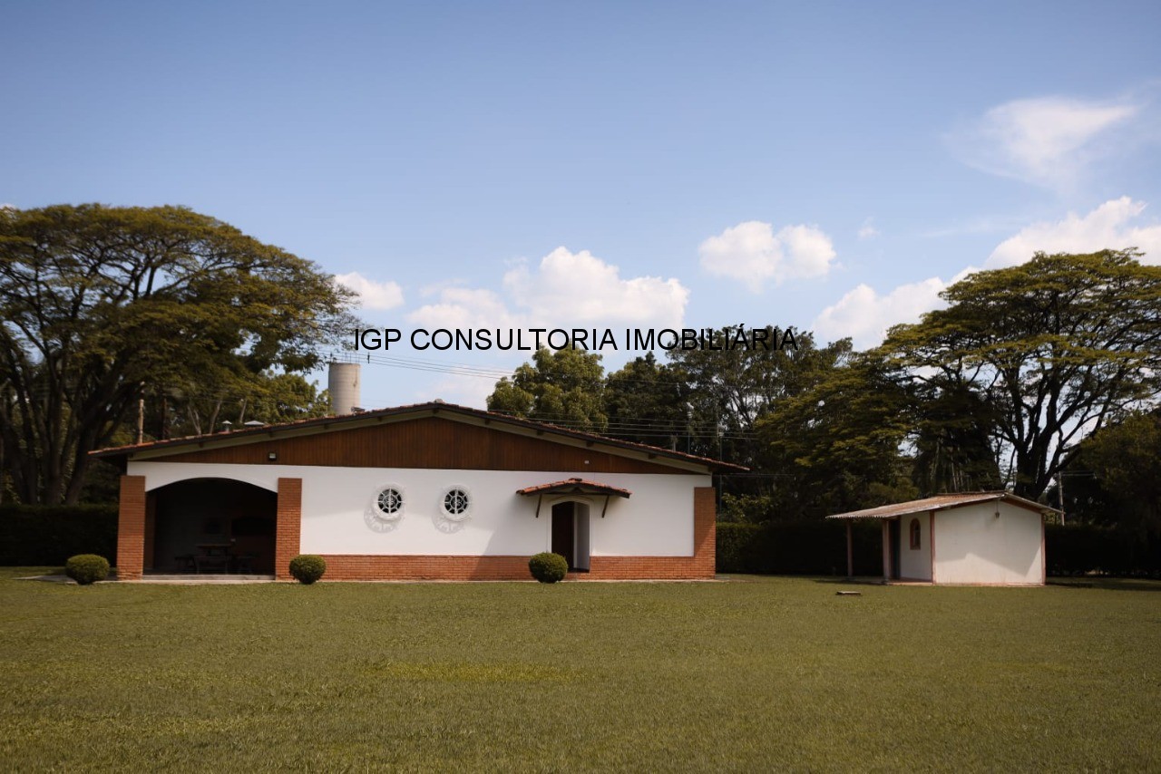 Chácara de luxo em condomínio exclusivo na Chacara Polaris, Indaiatuba-SP: 8 quartos, 1 suíte, 3 salas, 4 banheiros, 488,37 m². Venha conhecer!