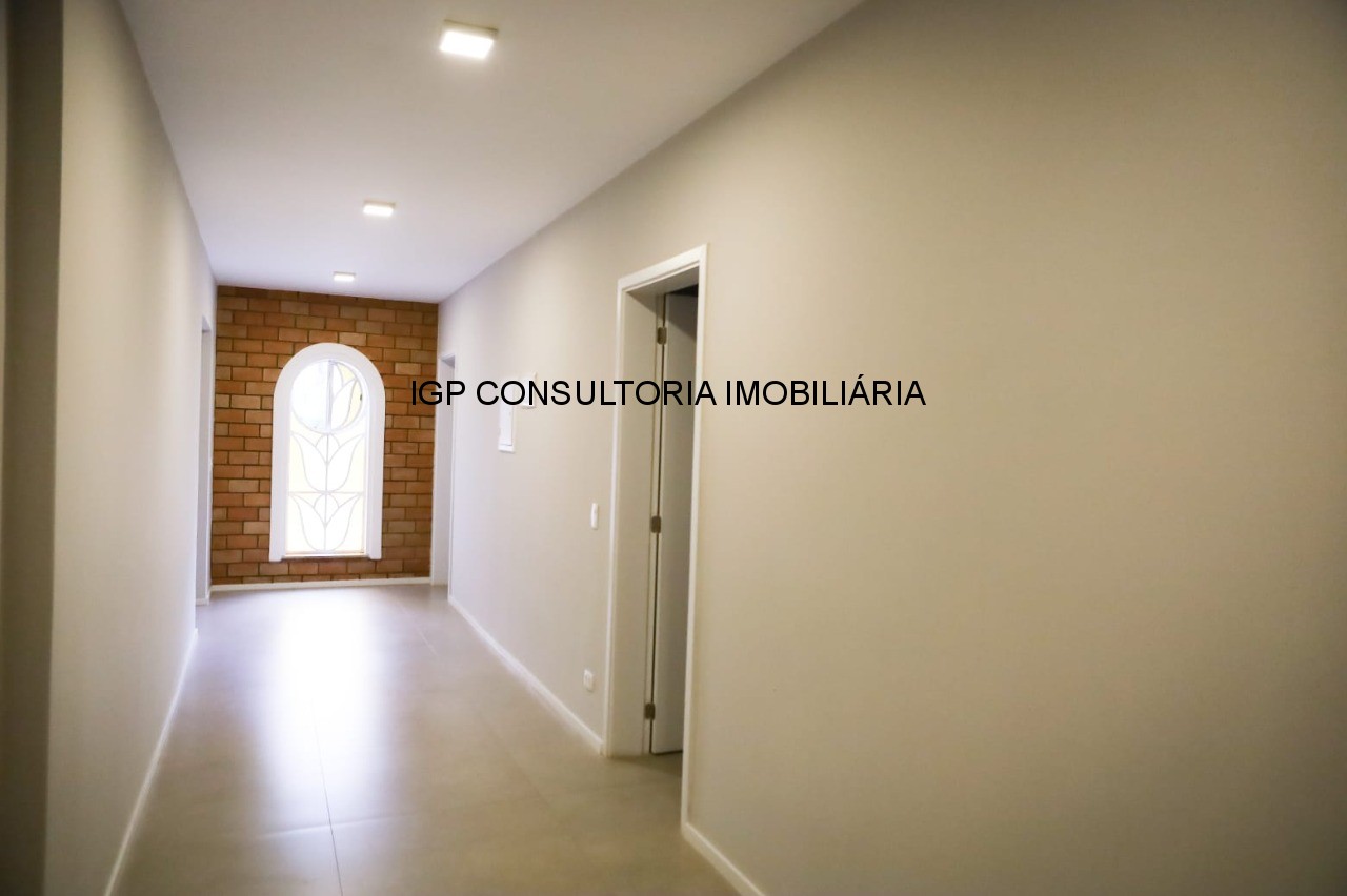 Chácara de luxo em condomínio exclusivo na Chacara Polaris, Indaiatuba-SP: 8 quartos, 1 suíte, 3 salas, 4 banheiros, 488,37 m². Venha conhecer!