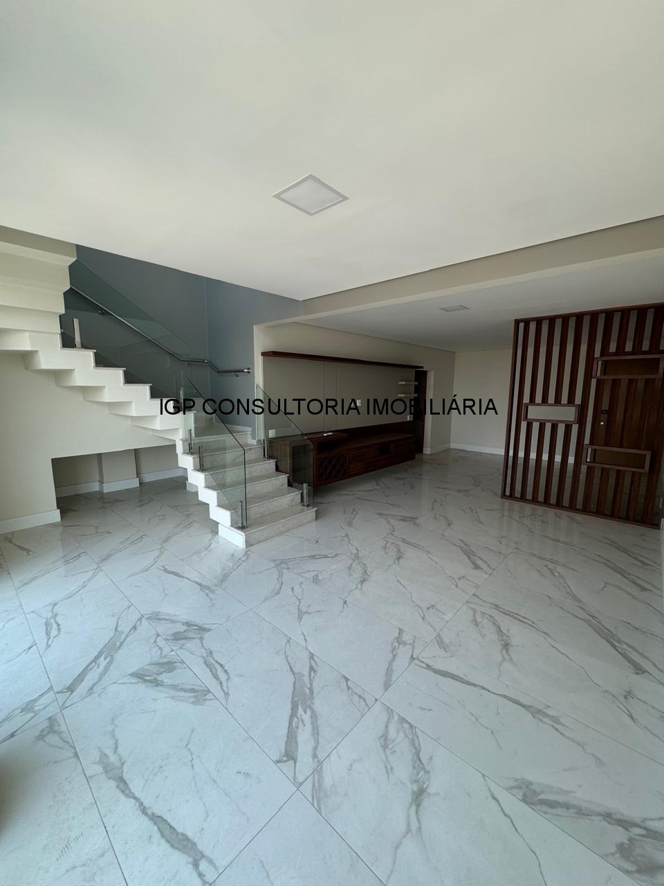 Cobertura, 3 quartos, 287 m² - Foto 1