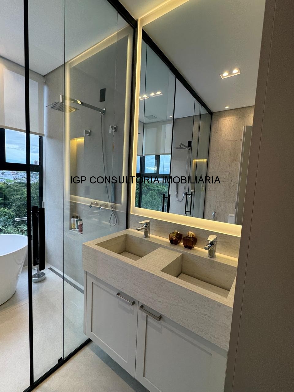 Casa, 3 quartos, 215 m² - Foto 38