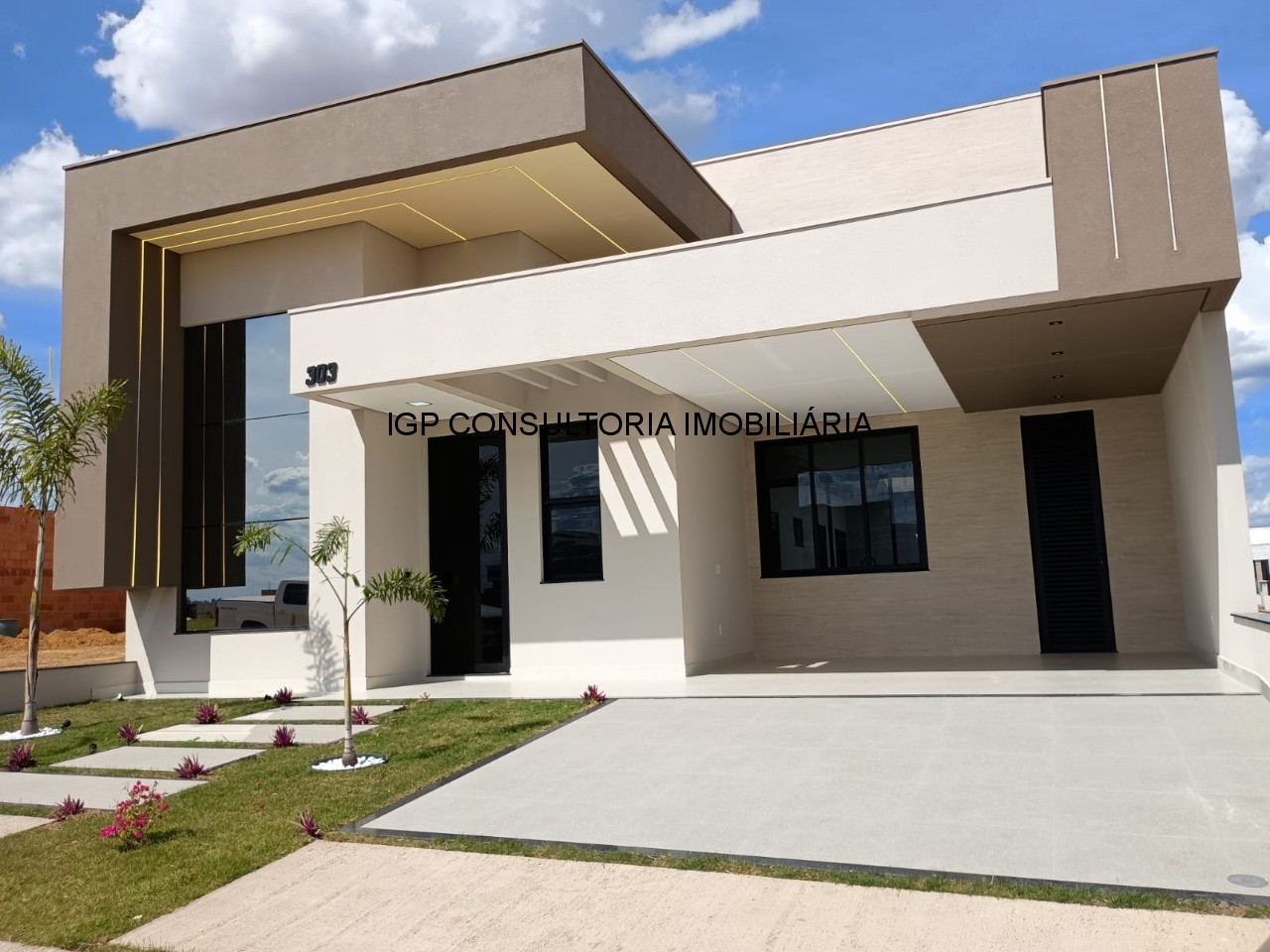 Casa, 3 quartos, 194 m² - Foto 2