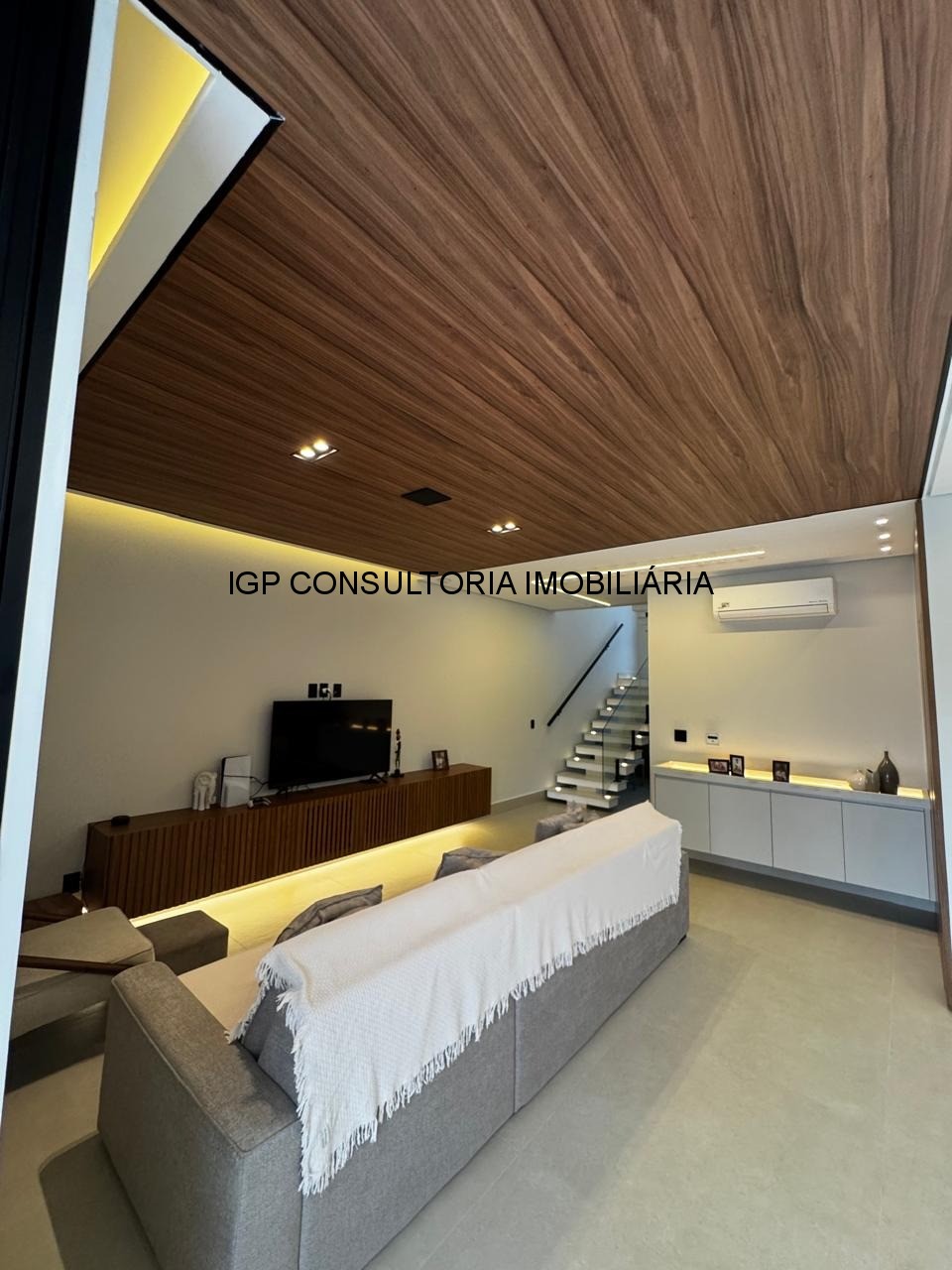 Casa, 3 quartos, 215 m² - Foto 4