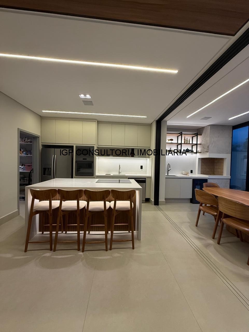 Casa, 3 quartos, 215 m² - Foto 3