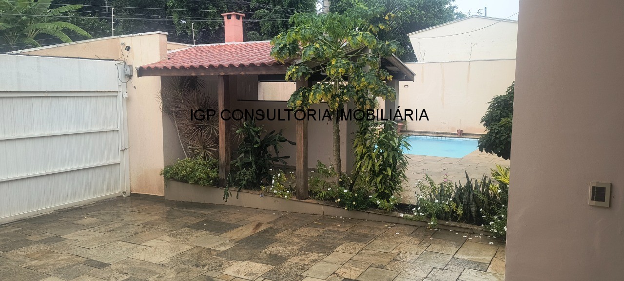 Casa, 3 quartos, 448 m² - Foto 1